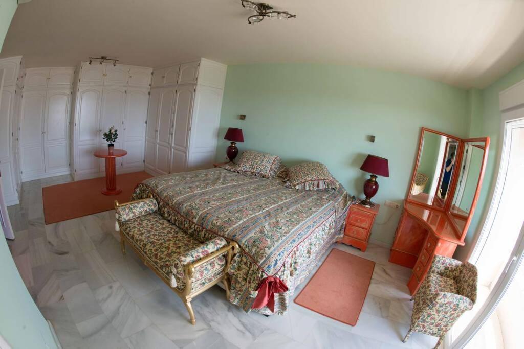 Penthouse With Private Pool, Hot Tub Jacuzzi With Sea Views And Chill-Out Zone, Close To The Sea Marbella Exterior foto
